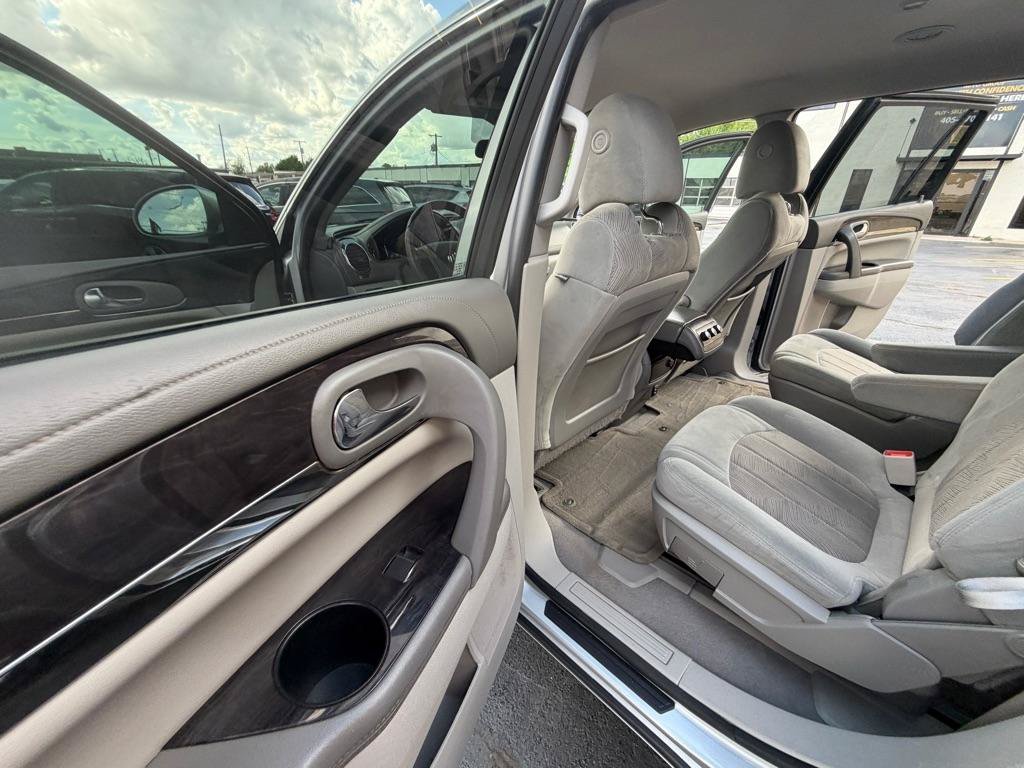 Used 2015 Buick Enclave Convenience FWD image 15