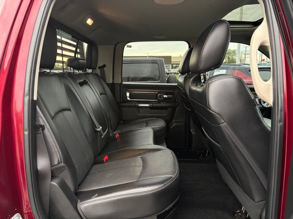 Used 2018 RAM 1500 Laramie w/ Convenience Group AWD/4WD image 23