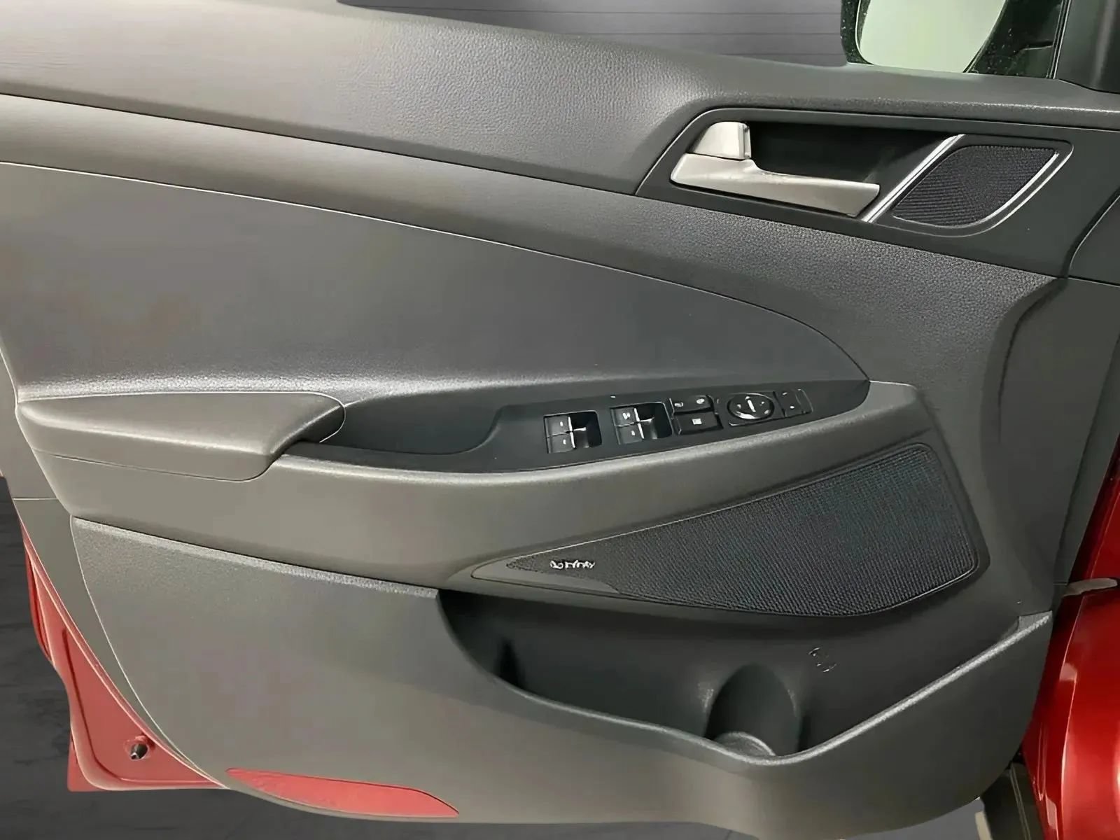 Used 2019 Hyundai Tucson Limited w/ Cargo Package FWD image 9