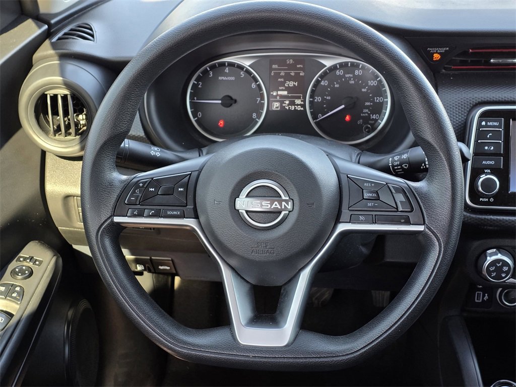 Used 2022 Nissan Kicks S image 20