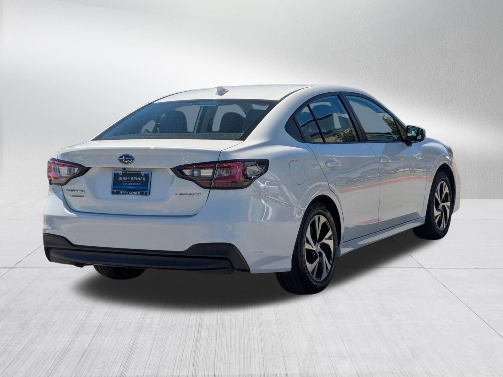 Used 2023 Subaru Legacy Premium AWD/4WD image 5