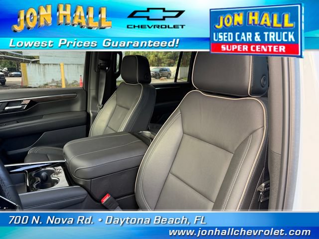 Used 2026 Chevrolet Suburban Premier w/ Sun And Tow Package AWD/4WD image 19