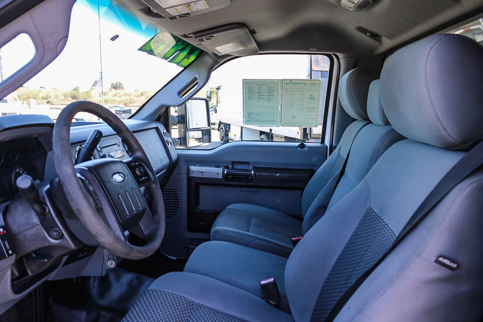 Used 2015 Ford F550 2WD Regular Cab Super Duty image 14