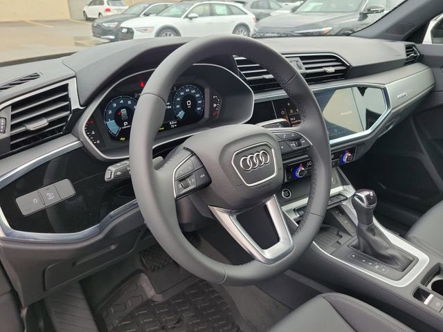New 2025 Audi Q3 2.0T Premium image 7