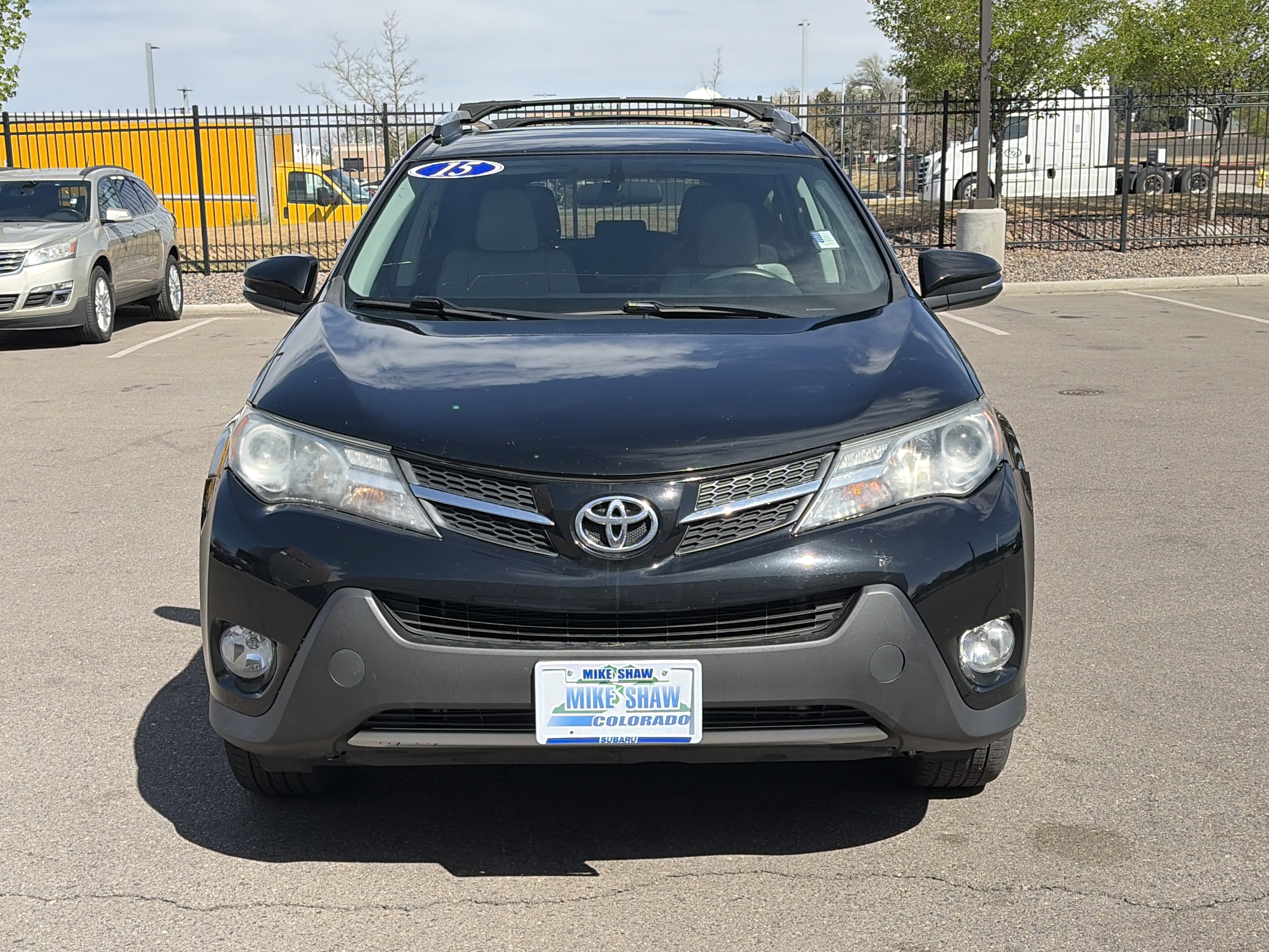 Used 2015 Toyota RAV4 XLE AWD/4WD image 2