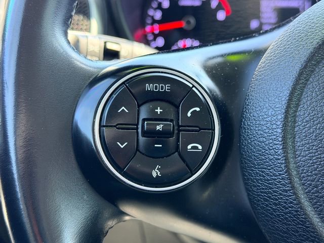 Used 2020 Kia Soul GT-Line w/ GT 2.0L Power Sunroof Package FWD image 22