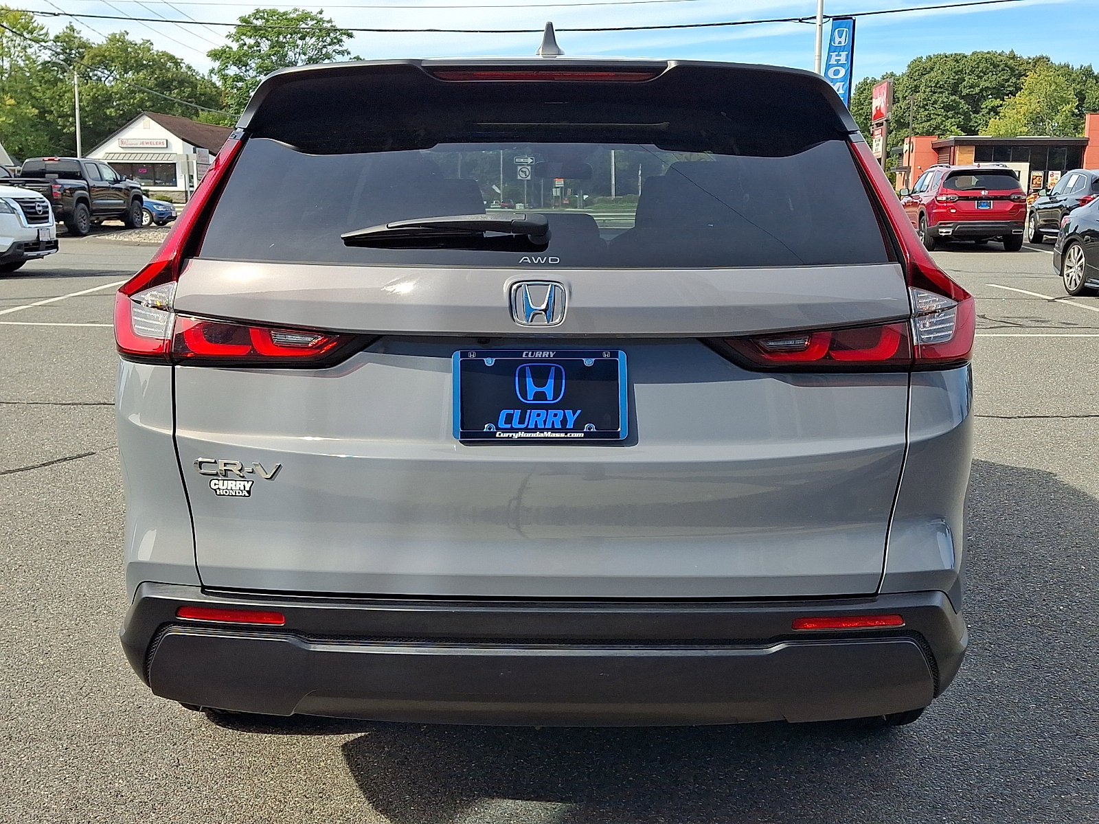 Used 2023 Honda CR-V EX image 5