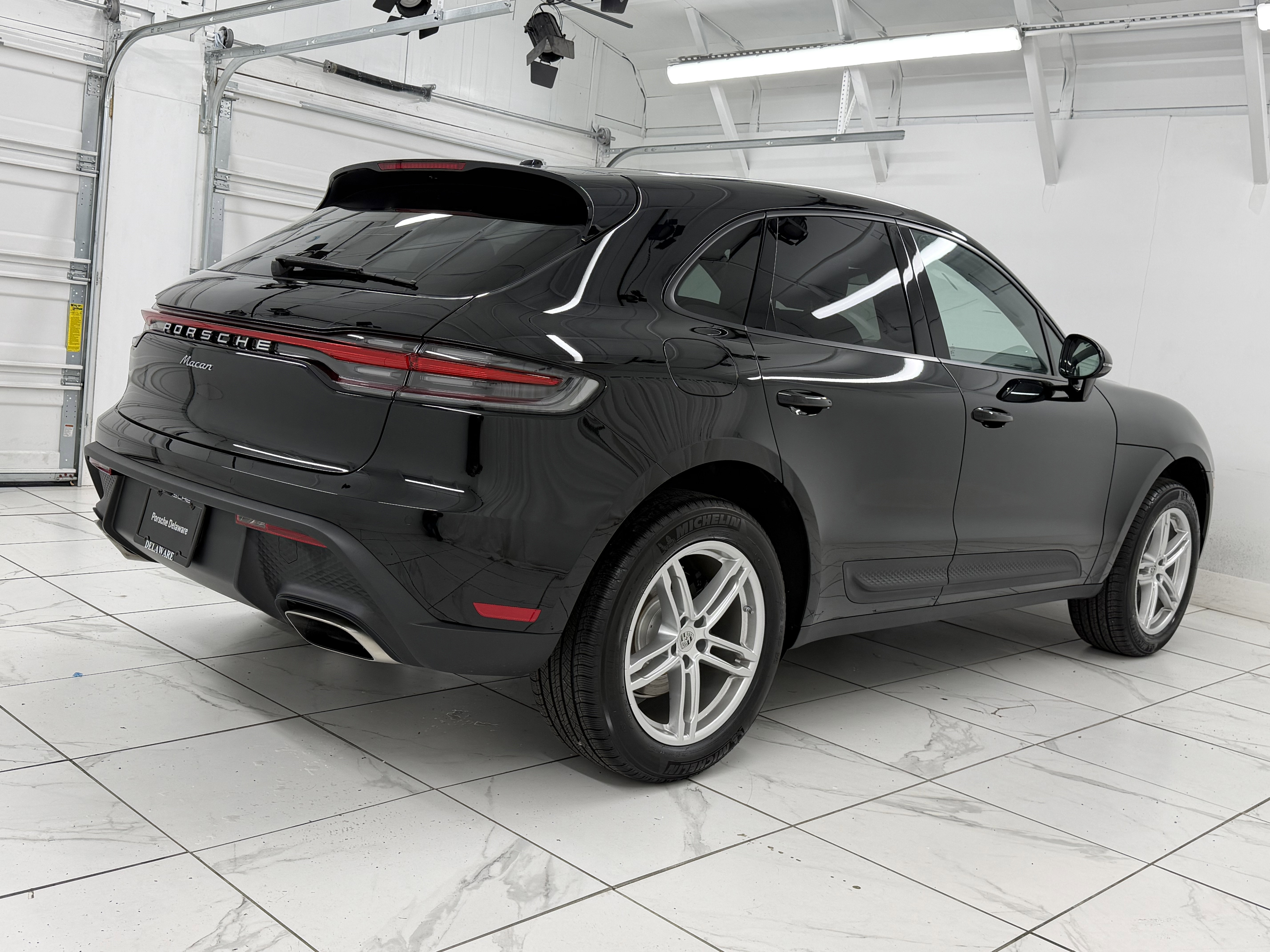 New 2026 Porsche Macan image 11