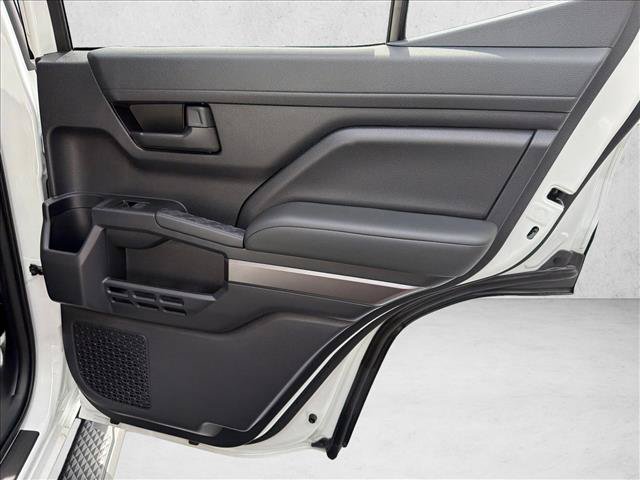Used 2026 Toyota 4Runner SR5 RWD image 16