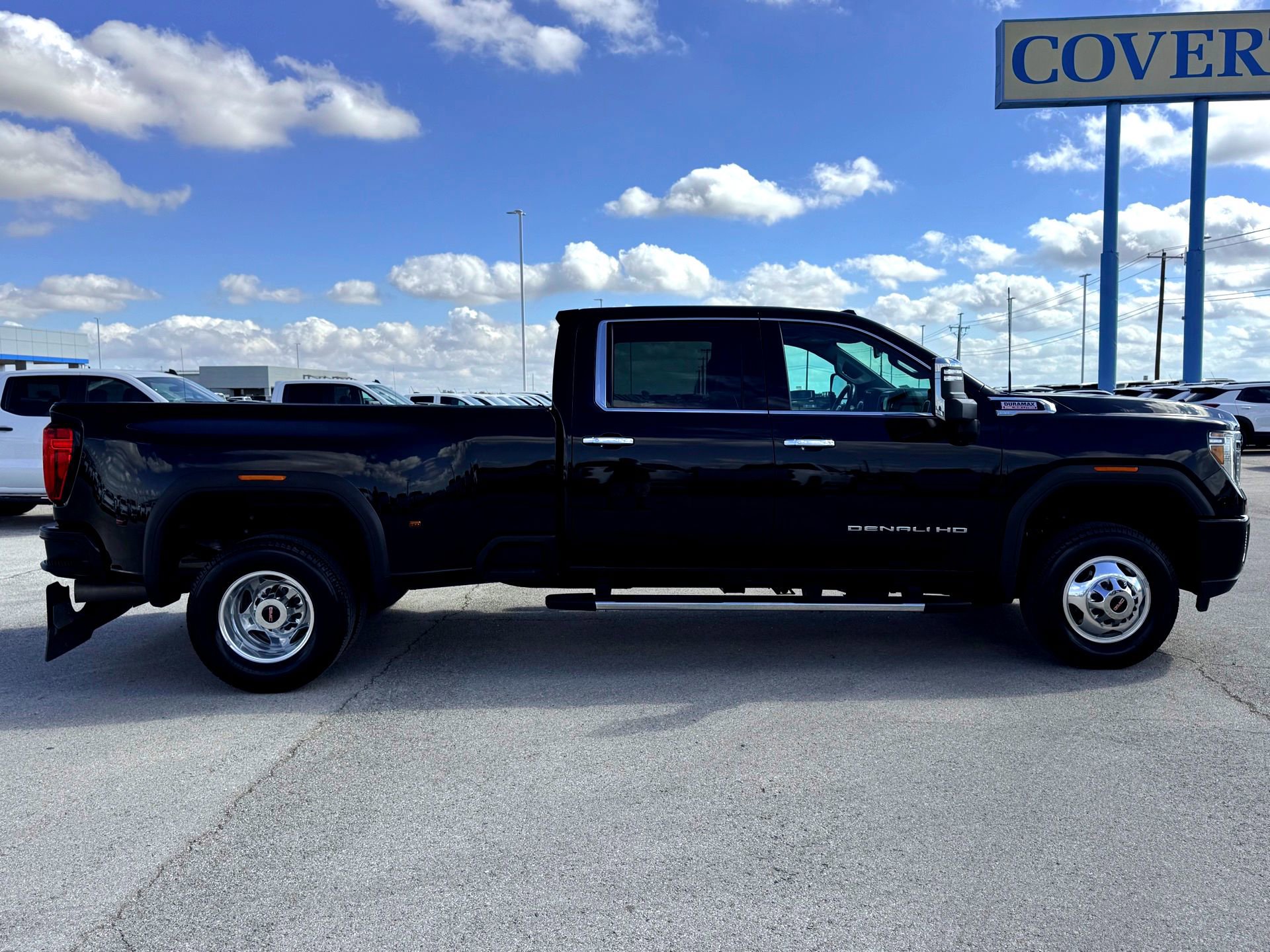 Used 2022 GMC Sierra 3500 Denali image 6