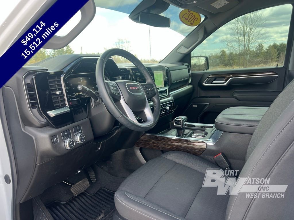 Used 2025 GMC Sierra 1500 Elevation w/ Preferred Package AWD/4WD image 11