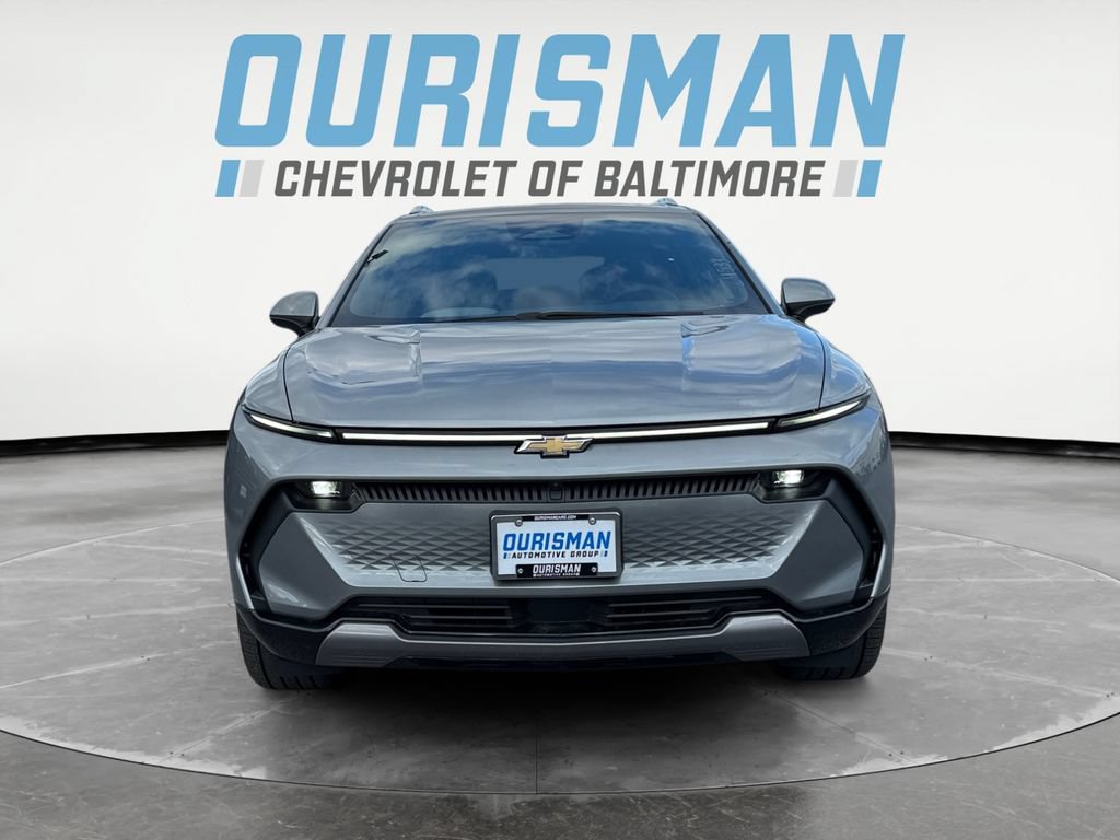 New 2026 Chevrolet Equinox EV LT w/ Convenience Package II AWD/4WD image 8