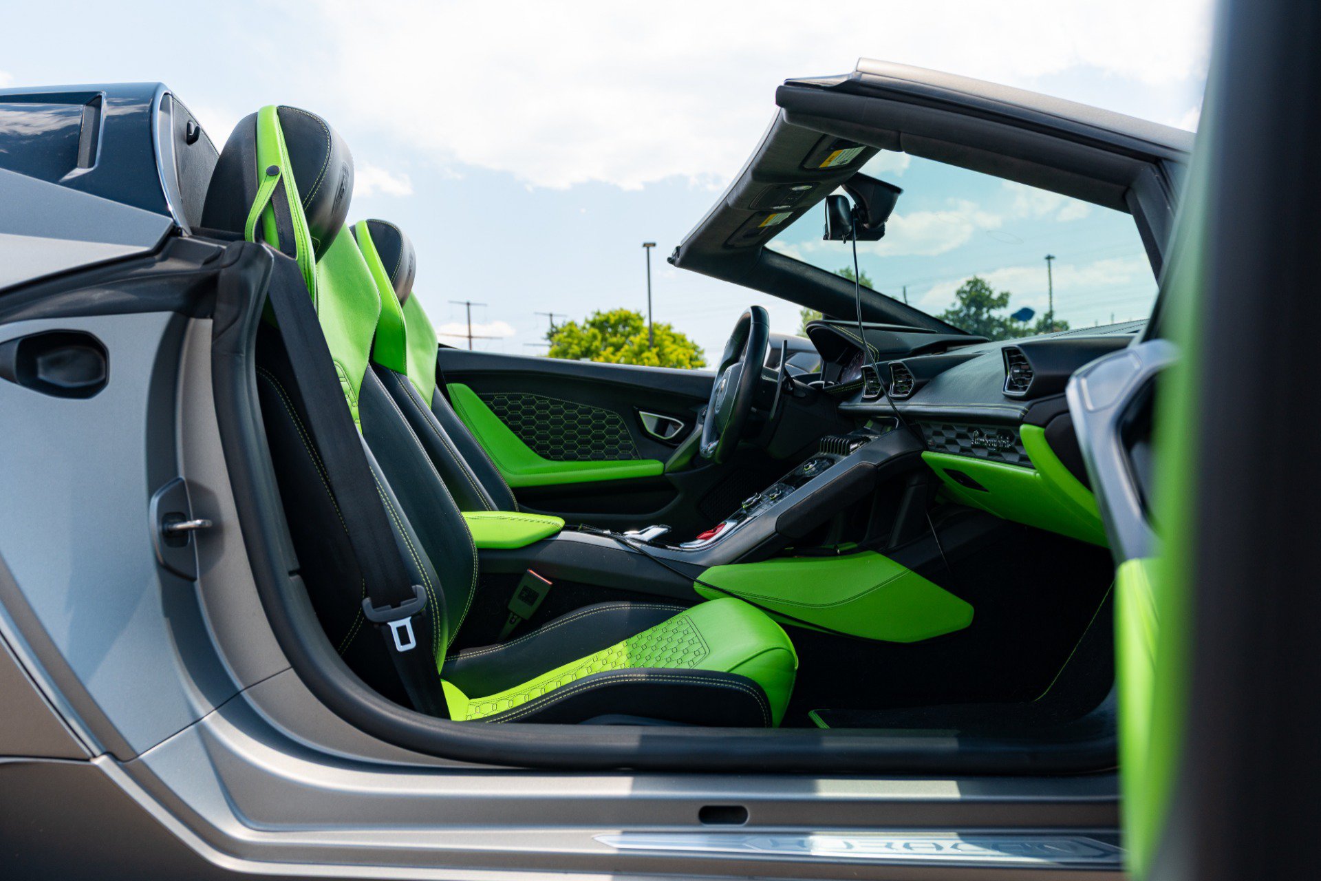 Used 2017 Lamborghini Huracan LP 580-2 RWD image 42