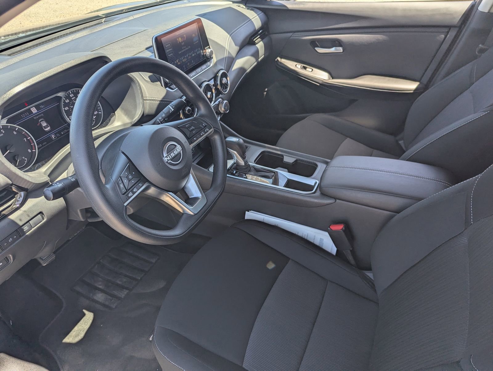 Used 2025 Nissan Sentra SV FWD image 18