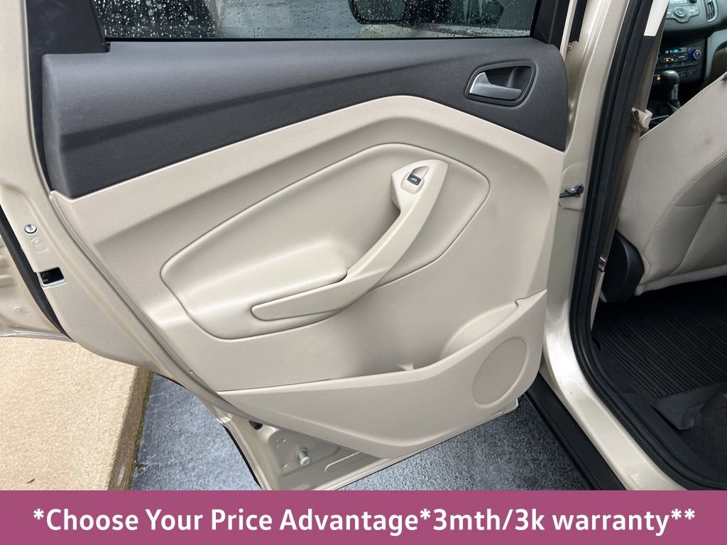 Used 2017 Ford Escape SE image 27