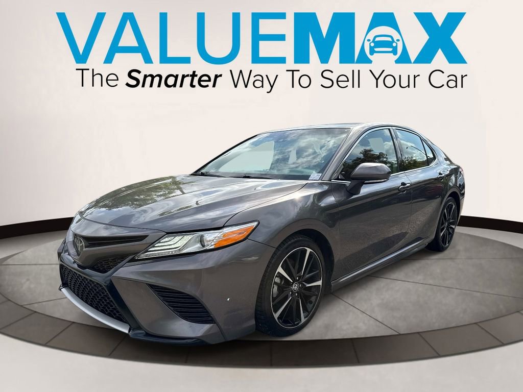 Used 2020 Toyota Camry XSE image 8