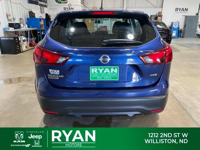 Used 2019 Nissan Rogue Sport S AWD/4WD image 6
