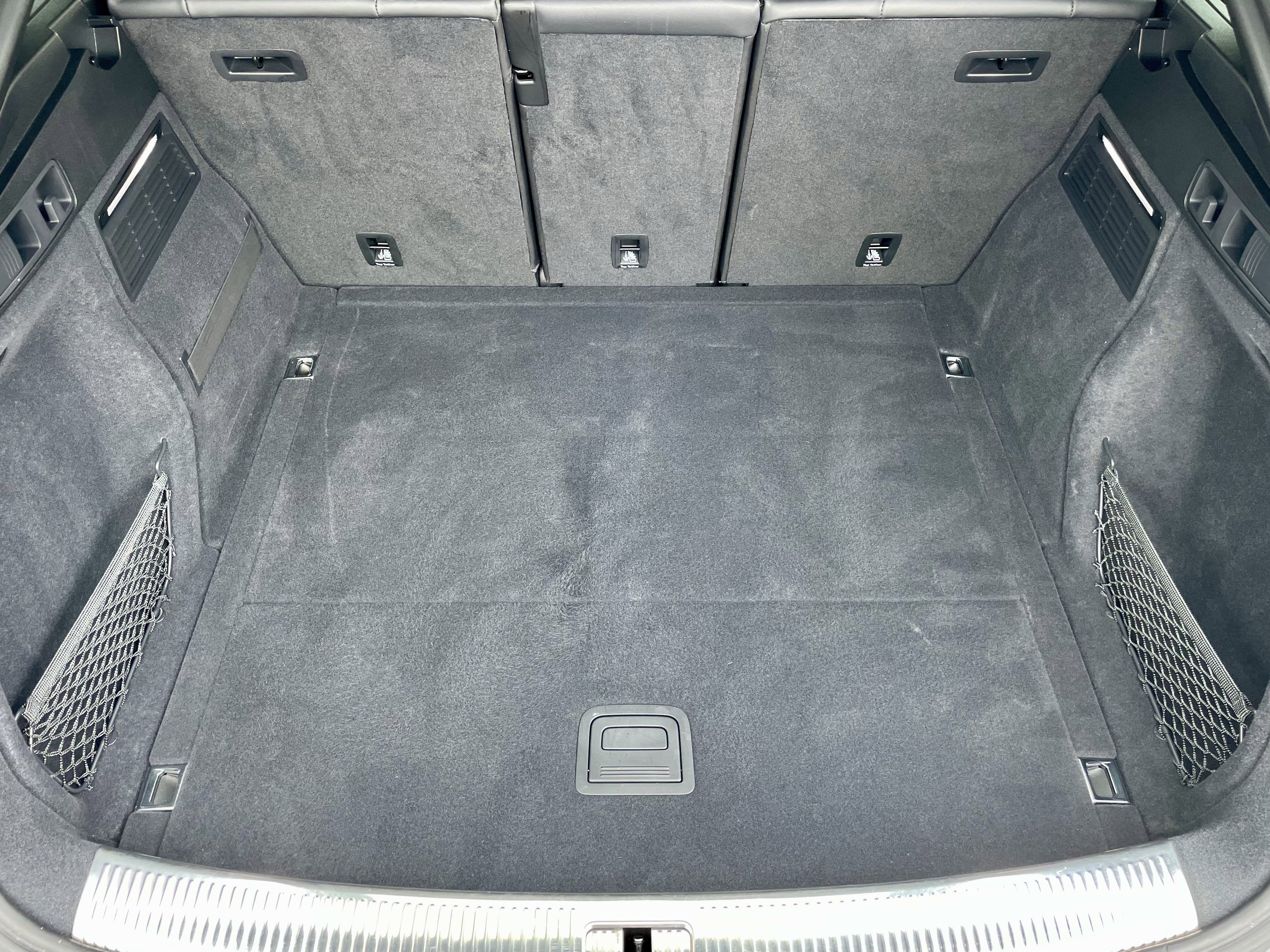 Used 2024 Audi SQ5 Premium Plus w/ Premium Plus Package image 33