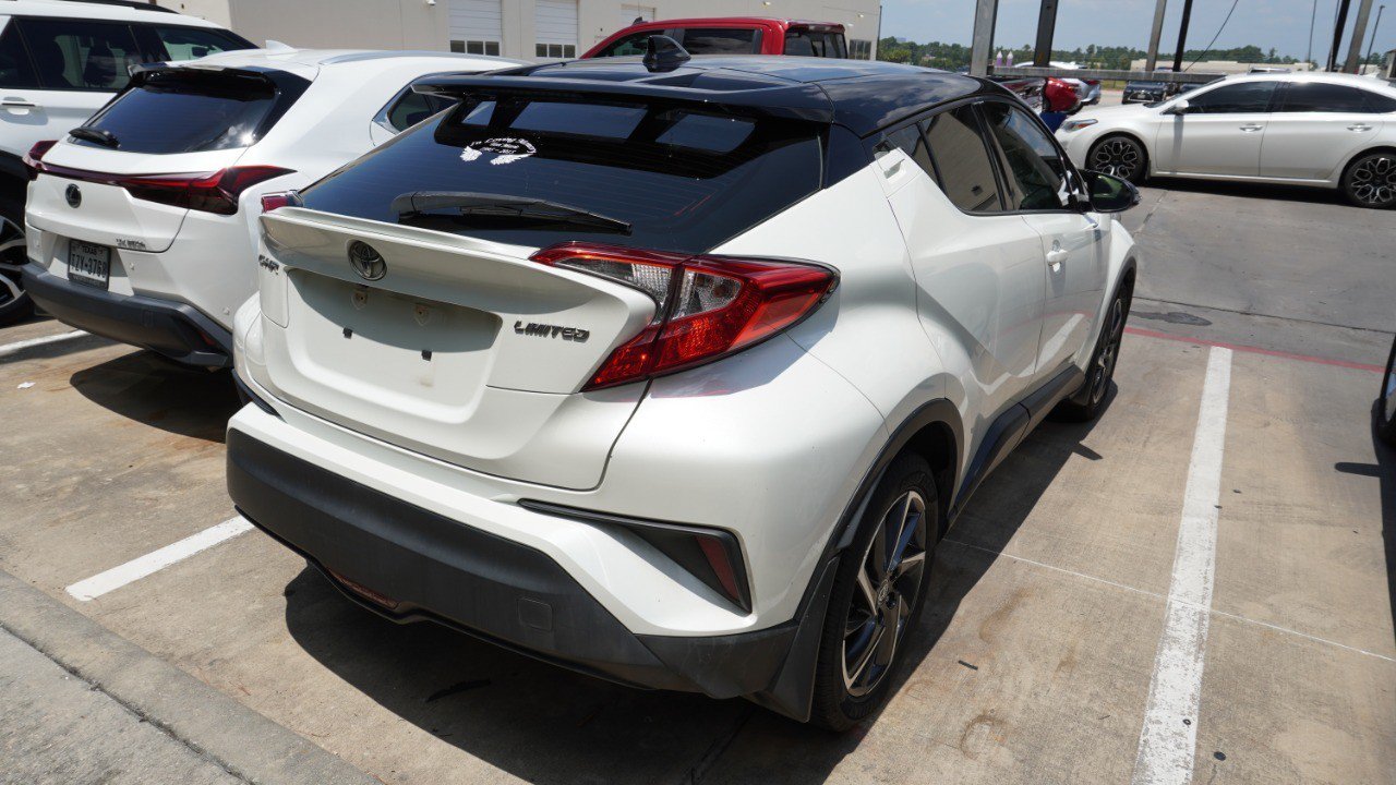 Used 2020 Toyota C-HR Limited FWD image 5