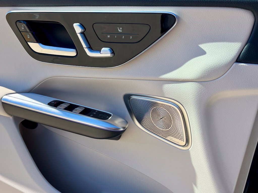 Certified 2026 Mercedes-Benz GLC 300 4MATIC image 32