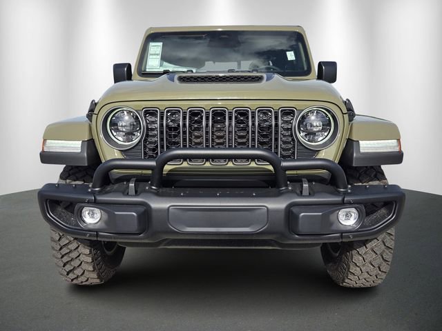 Used 2026 Jeep Gladiator Willys AWD/4WD image 2