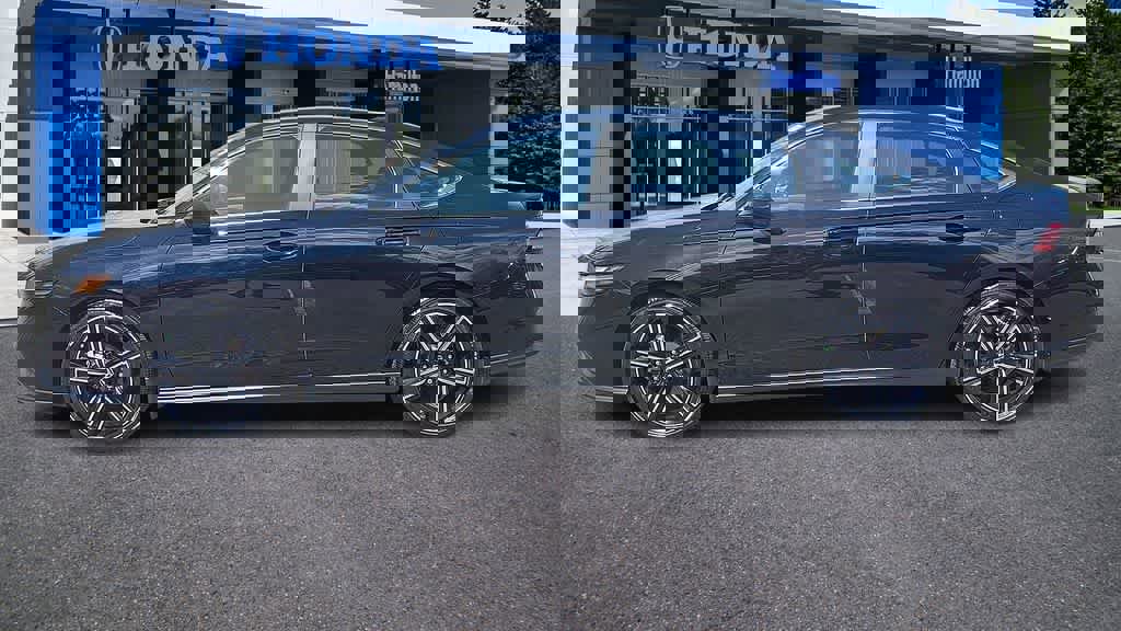 Certified 2024 Honda Accord Sport image 5