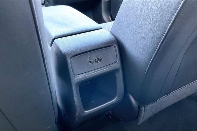 Used 2025 Chevrolet Trax LT FWD image 10