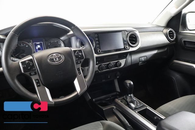 Certified 2022 Toyota Tacoma SR5 AWD/4WD image 14