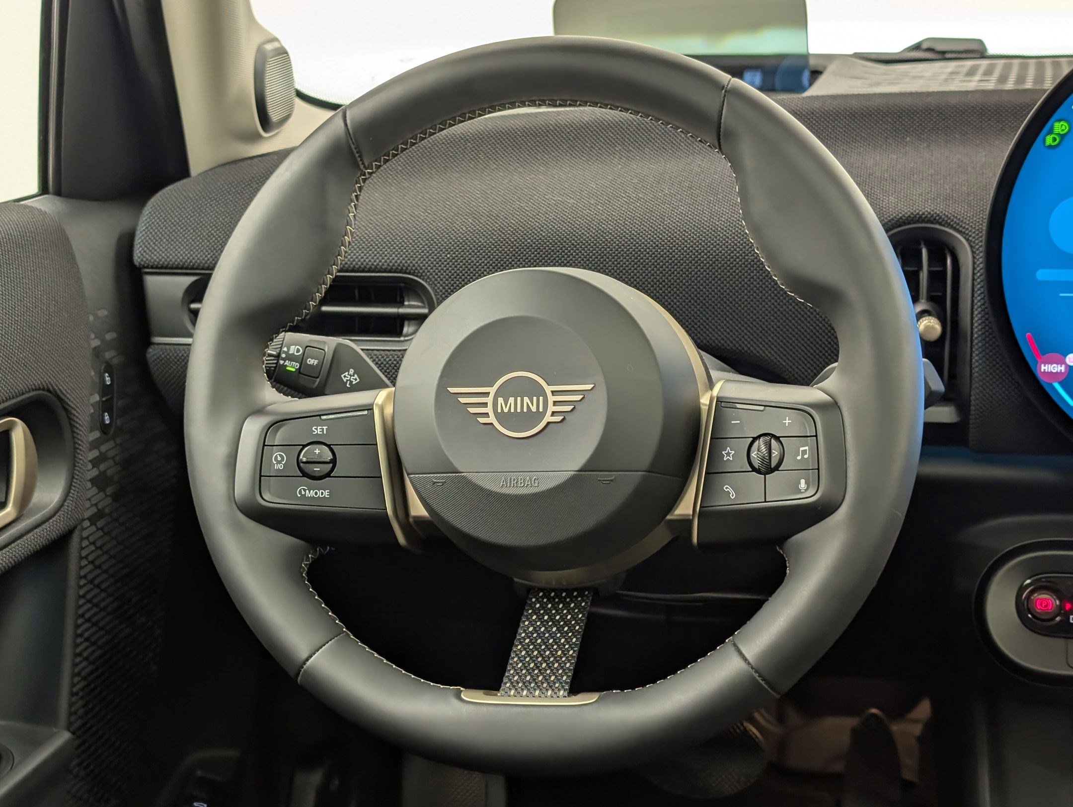 Used 2025 MINI Cooper S image 18