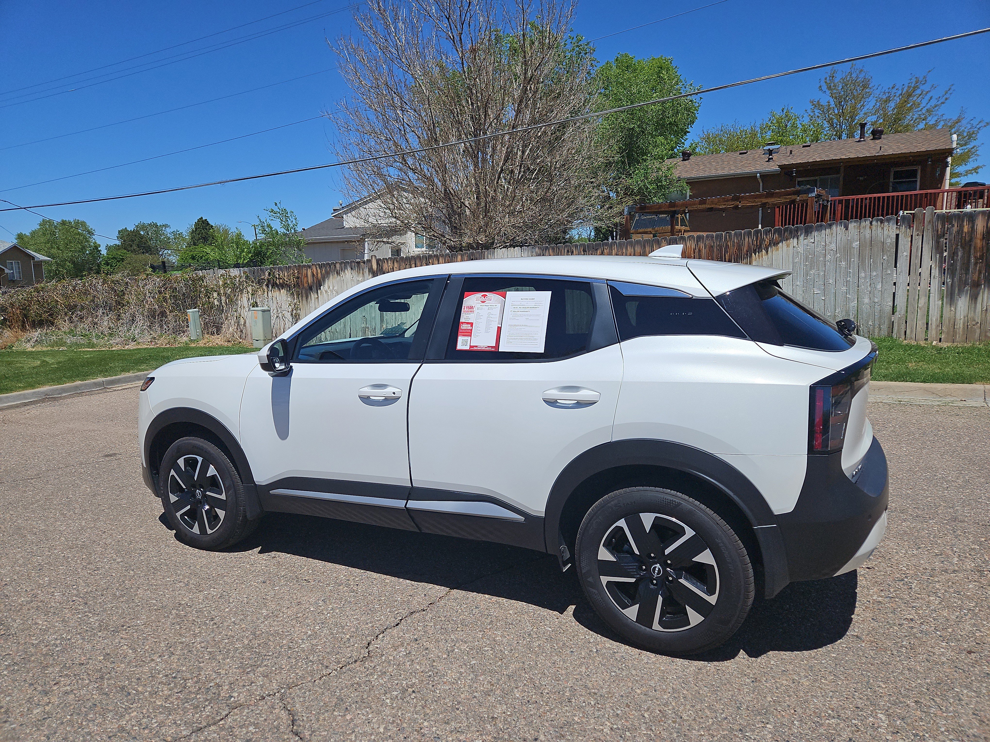 Used 2025 Nissan Kicks SV AWD/4WD image 4