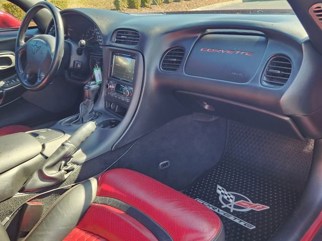 Used 2000 Chevrolet Corvette Coupe w/ Memory Pkg image 12