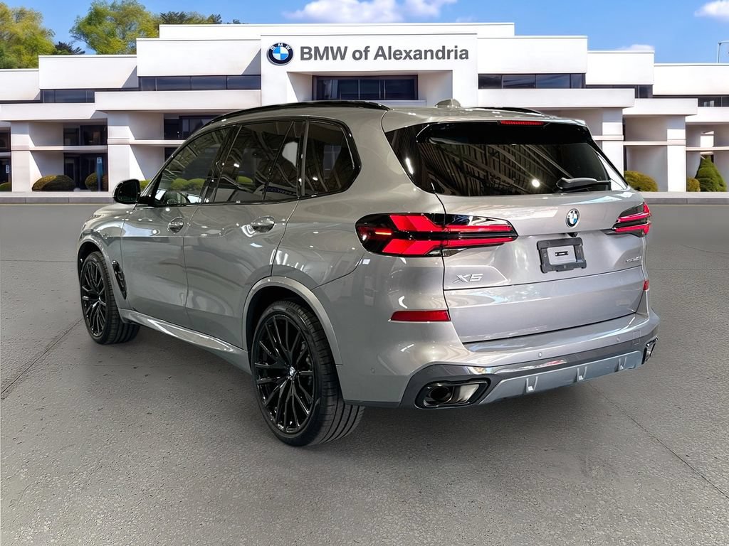 Used 2026 BMW X5 xDrive40i w/ M Sport Package AWD/4WD image 7