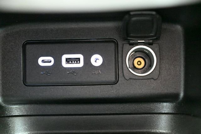 Used 2021 Chevrolet Equinox LS w/ LPO, Blackout Package image 31