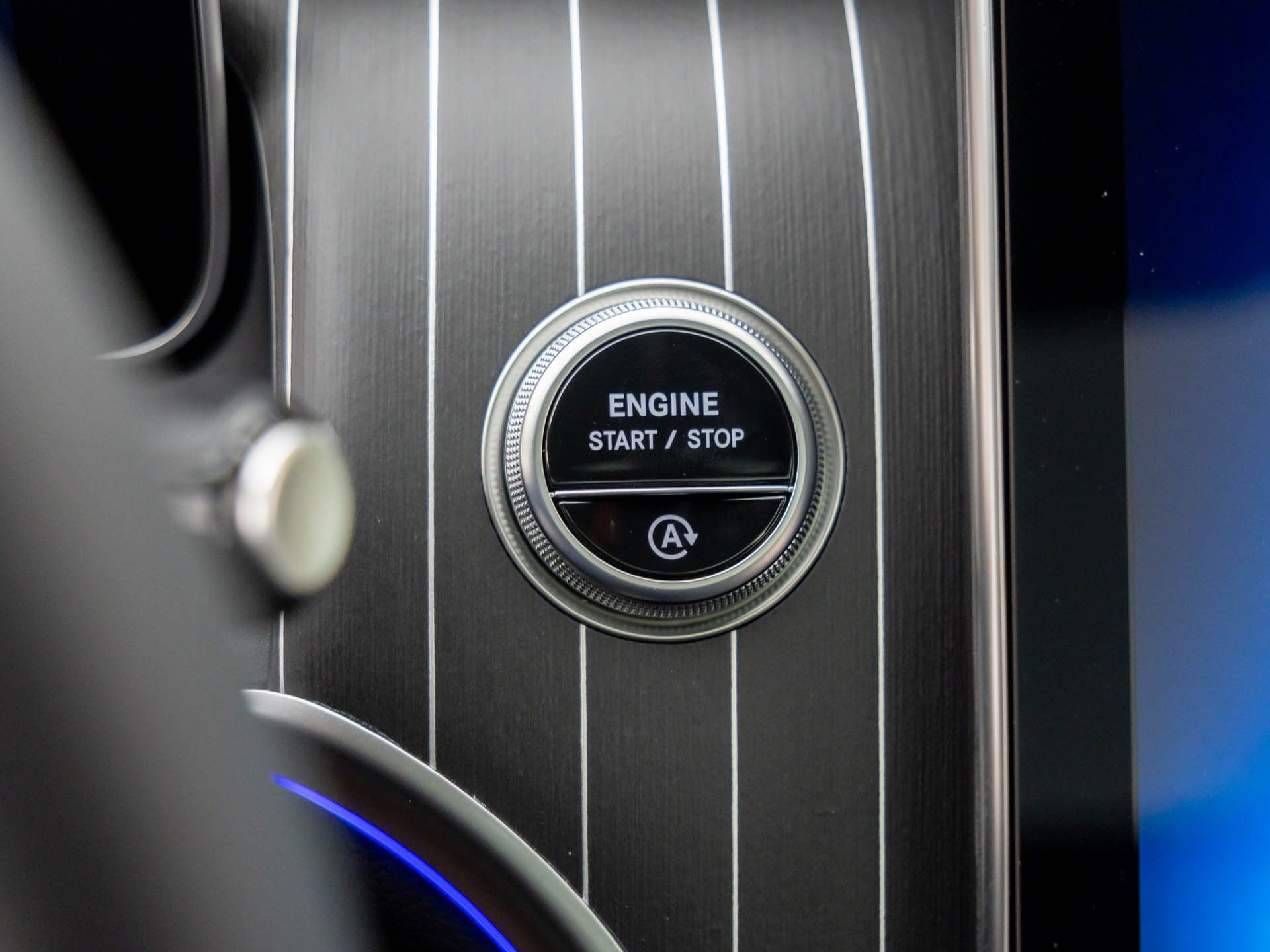 Used 2025 Mercedes-Benz GLC 300 4MATIC image 24