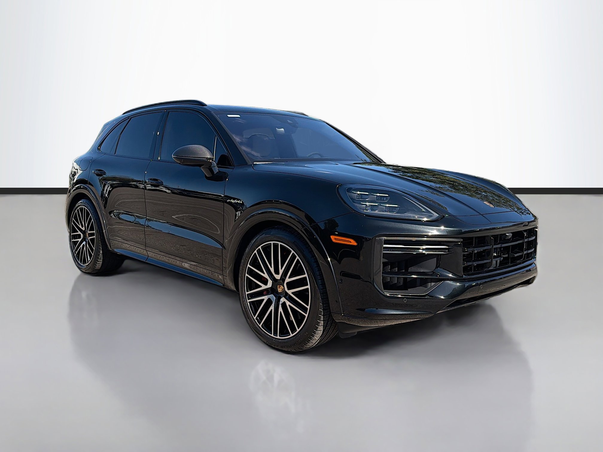 Used 2024 Porsche Cayenne Turbo image 7