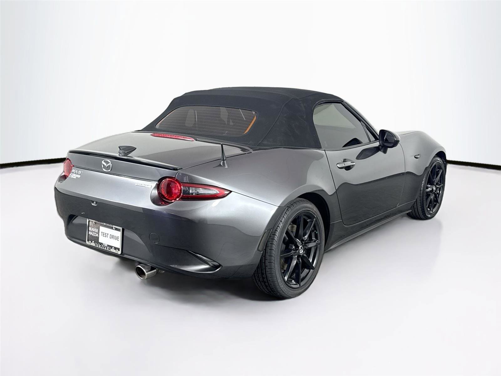 Used 2020 MAZDA MX-5 Miata Club image 2