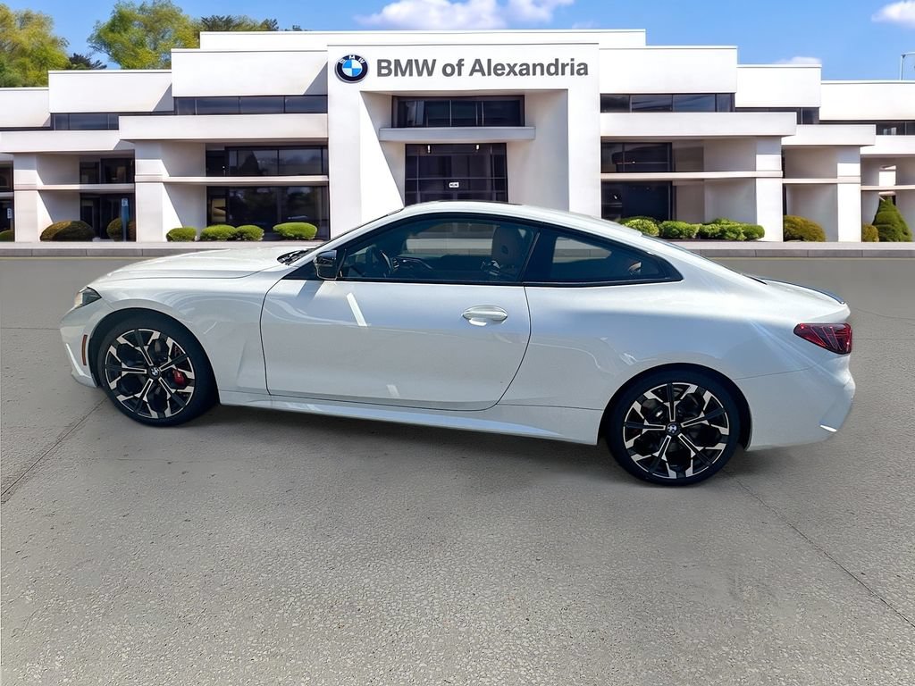 New 2026 BMW 430i xDrive Coupe w/ M Sport Package AWD/4WD image 4
