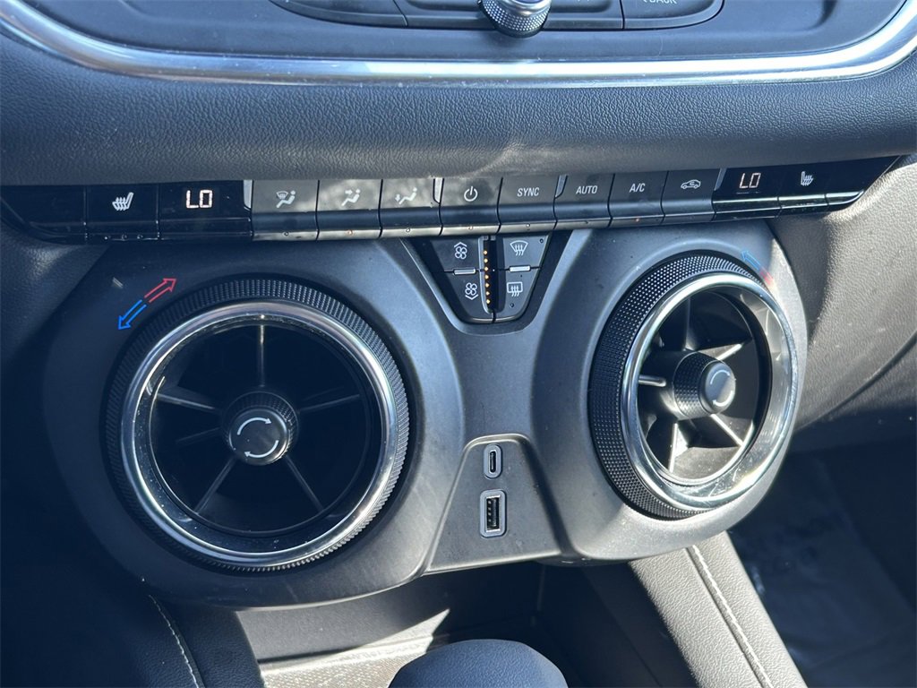 Used 2025 Chevrolet Blazer LT image 27