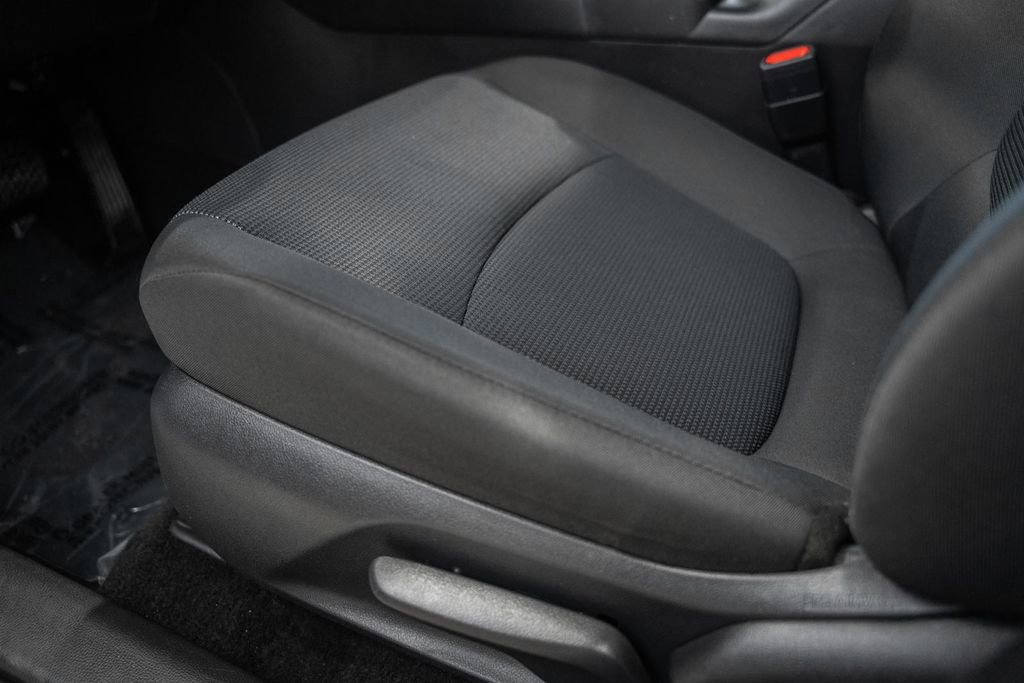 Used 2025 Toyota RAV4 LE image 30