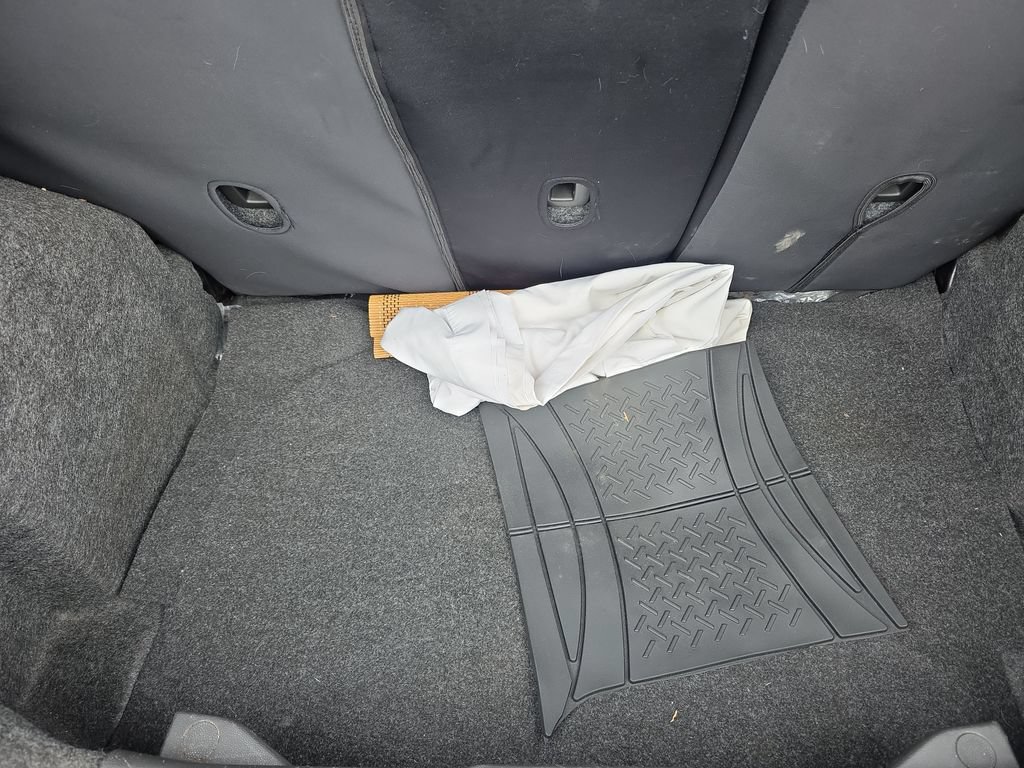 Used 2015 Ford Fiesta SE FWD image 28