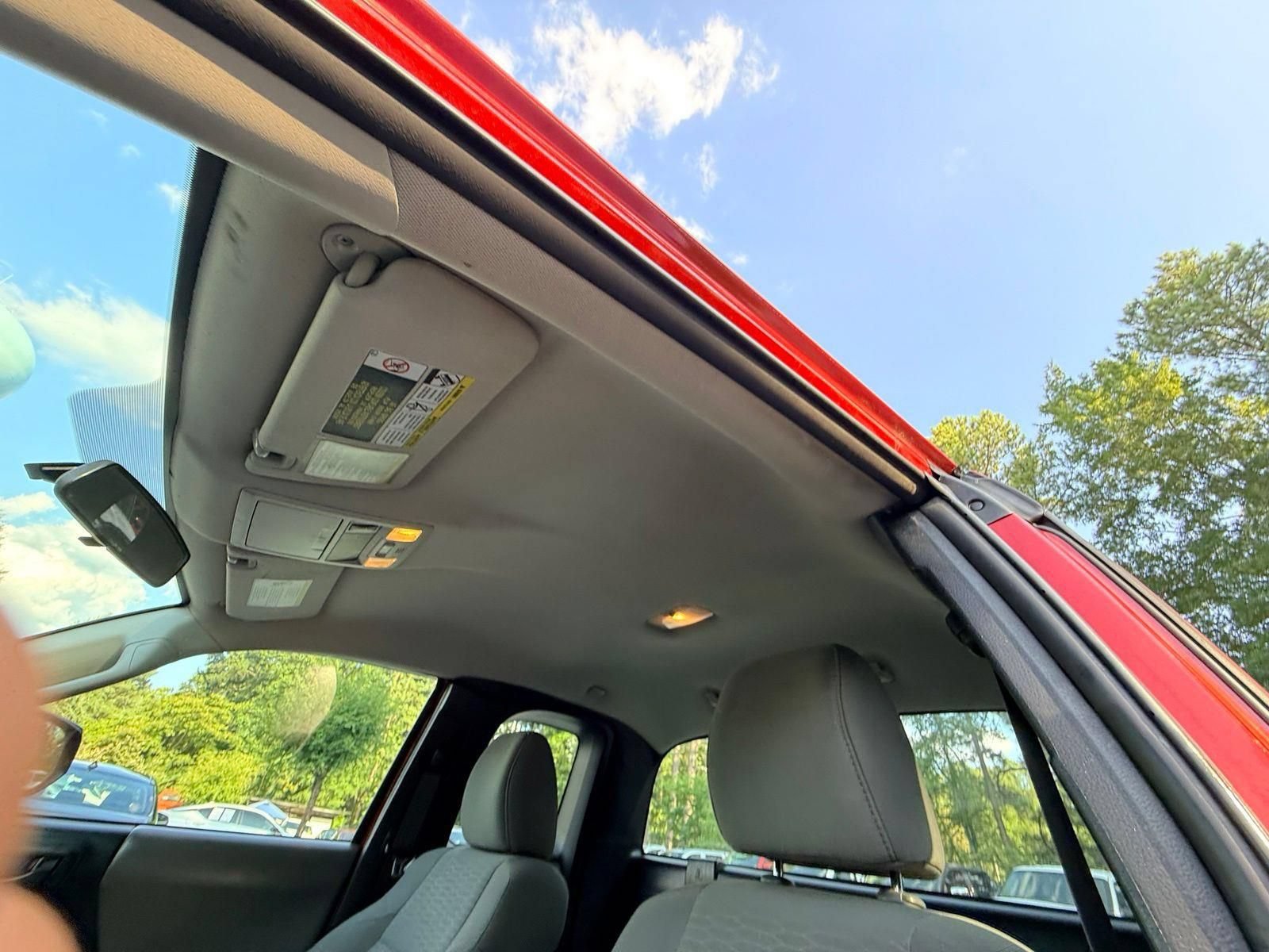 Used 2016 Toyota Tacoma SR AWD/4WD image 36