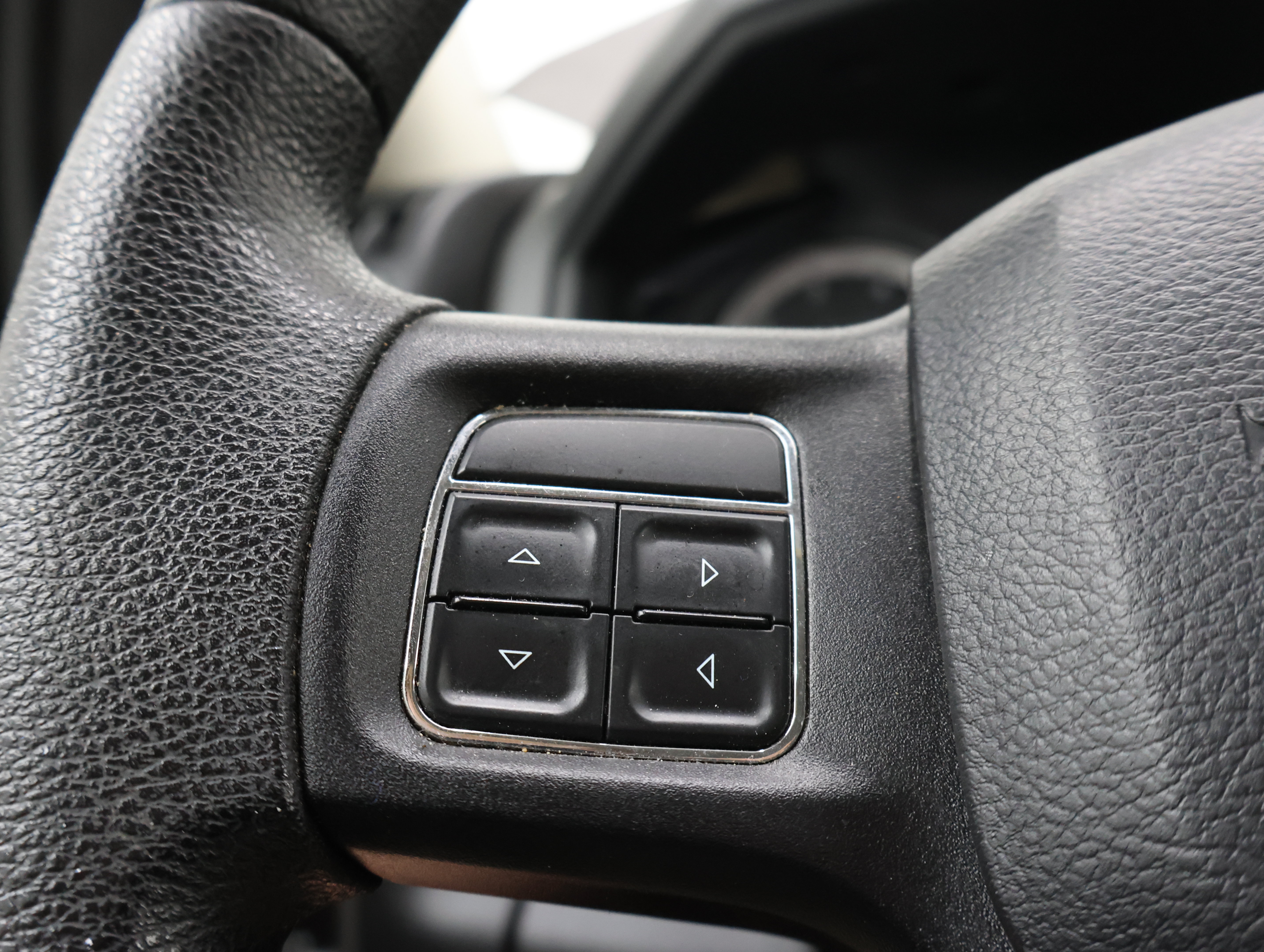 Used 2016 RAM 2500 Tradesman w/ Chrome Appearance Group AWD/4WD image 15