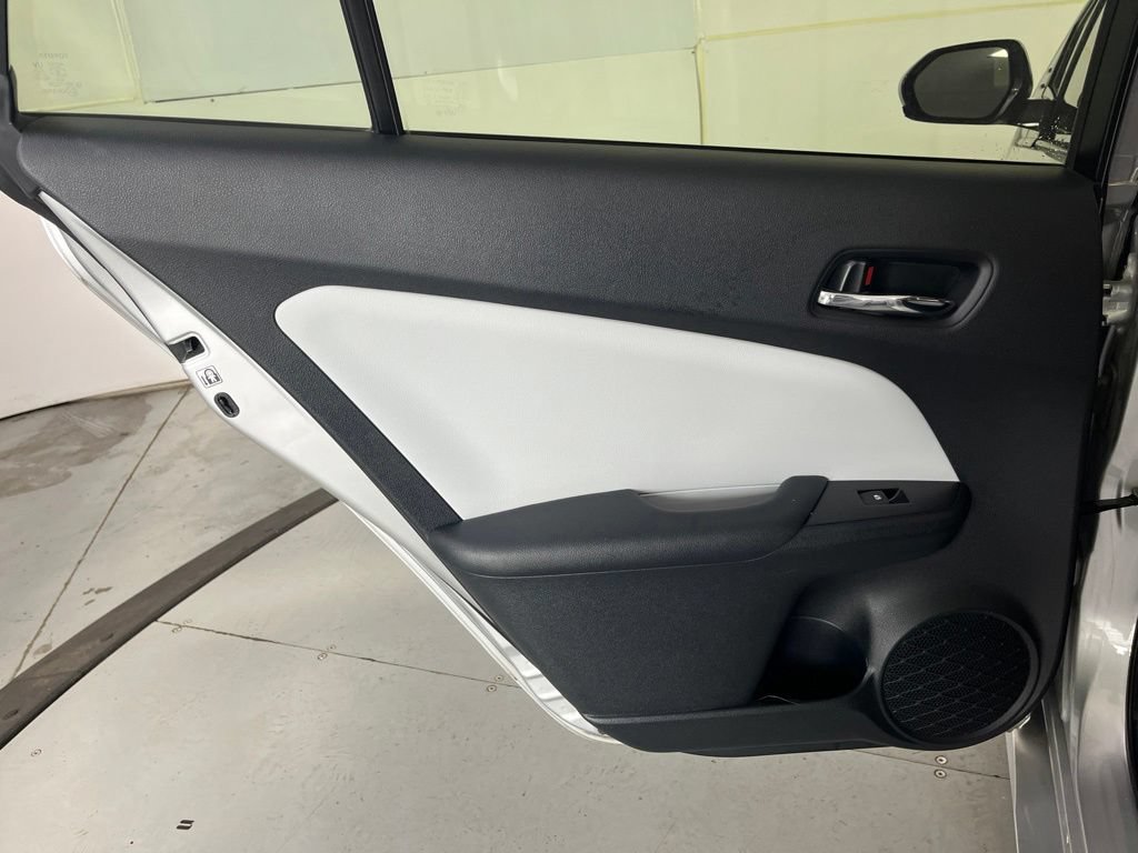 Used 2017 Toyota Prius Two w/ Prius Two Safety Plus Package FWD image 28