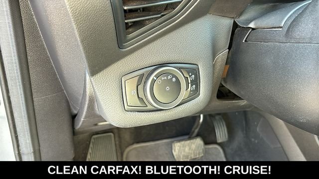 Used 2015 Ford Escape SE FWD image 11