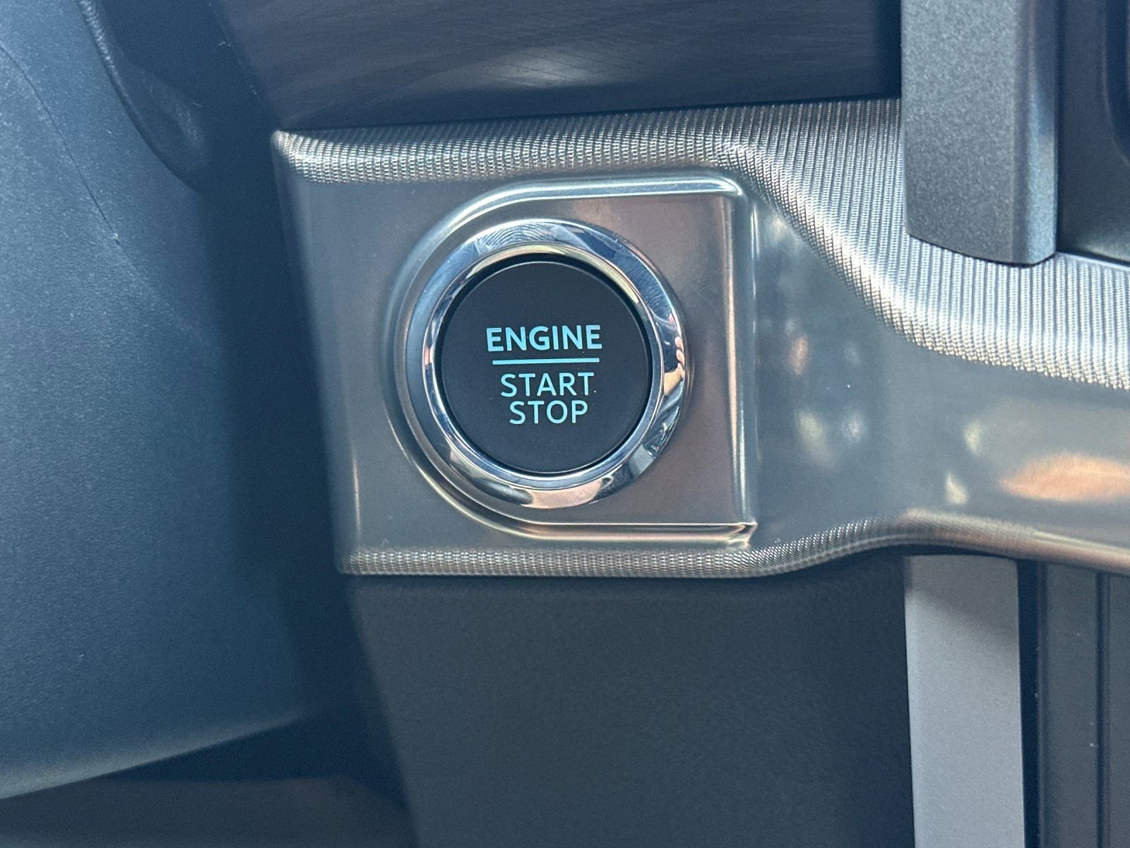 Used 2024 Ford F150 Lariat w/ Bed Utility Package AWD/4WD image 26