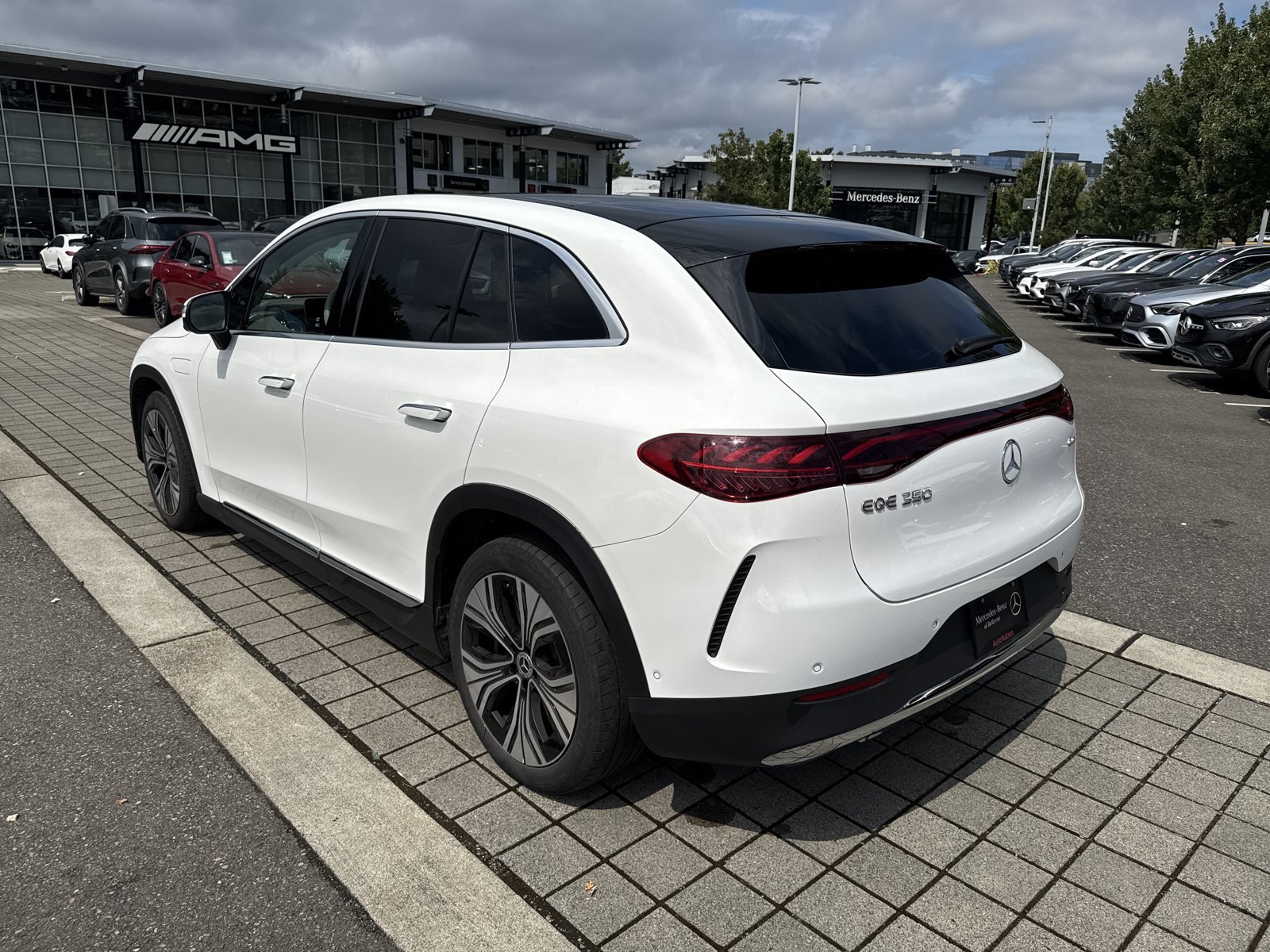 Used 2023 Mercedes-Benz EQE 350+ 4MATIC SUV image 7