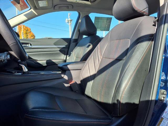 Certified 2024 Nissan Altima 2.0 SR FWD image 6