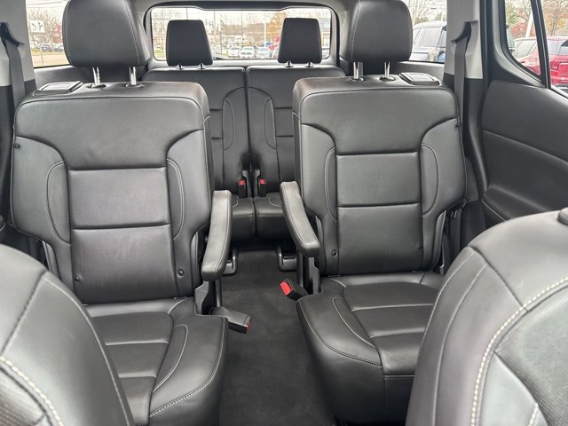 Used 2023 GMC Acadia SLT w/ Preferred Package image 28