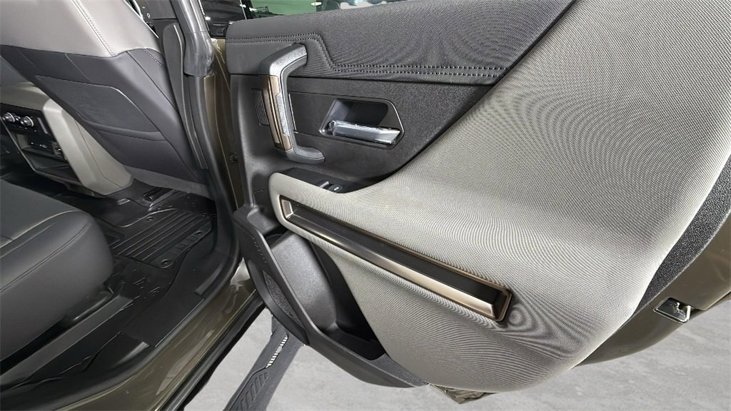 Certified 2025 GMC Hummer EV 2X w/ LPO, Cargo Utility Package image 35