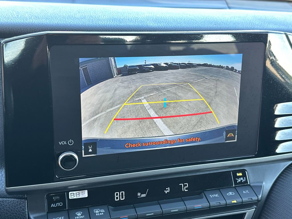 Used 2025 Toyota Camry SE image 28